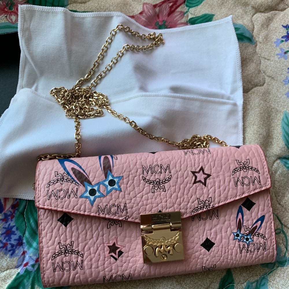 Brandnew MCM chain wallet SOLD